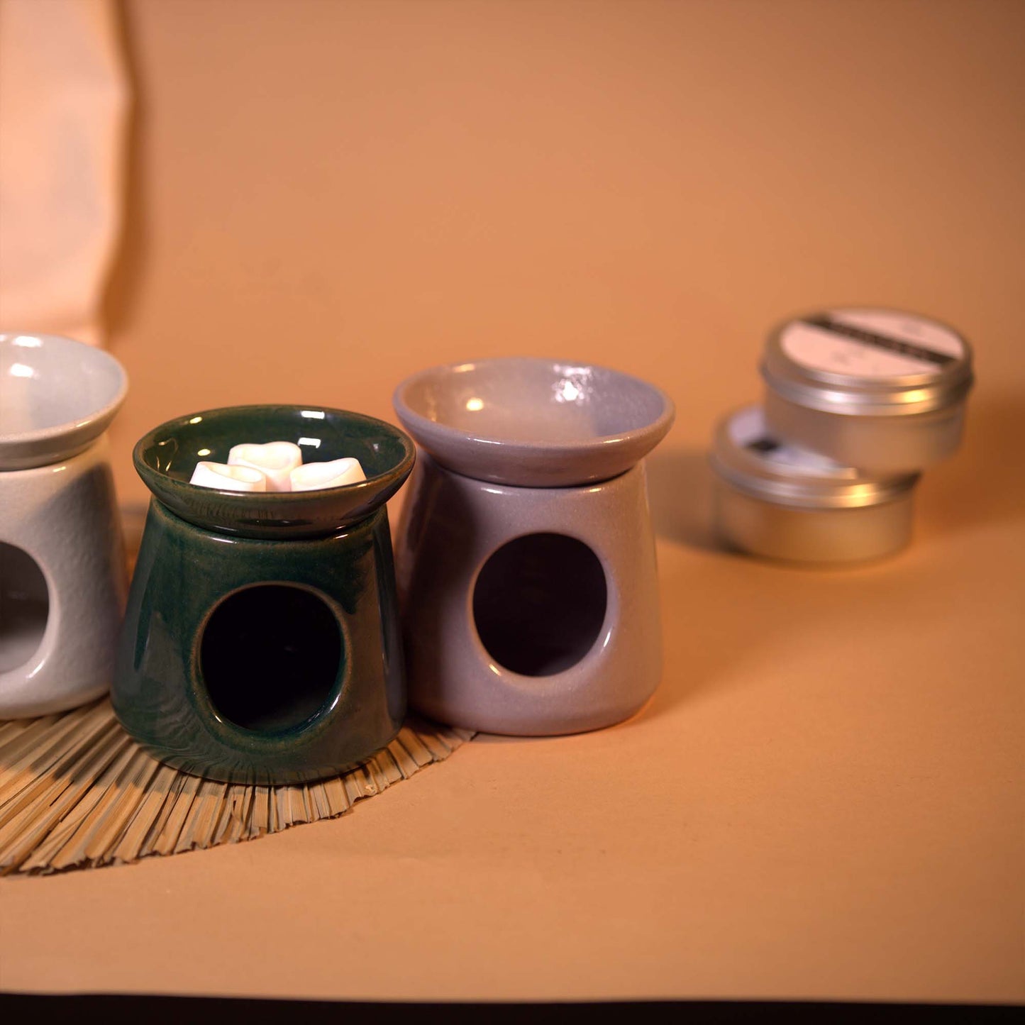 Catmint Porcelain Oil Burner + Wax Melts